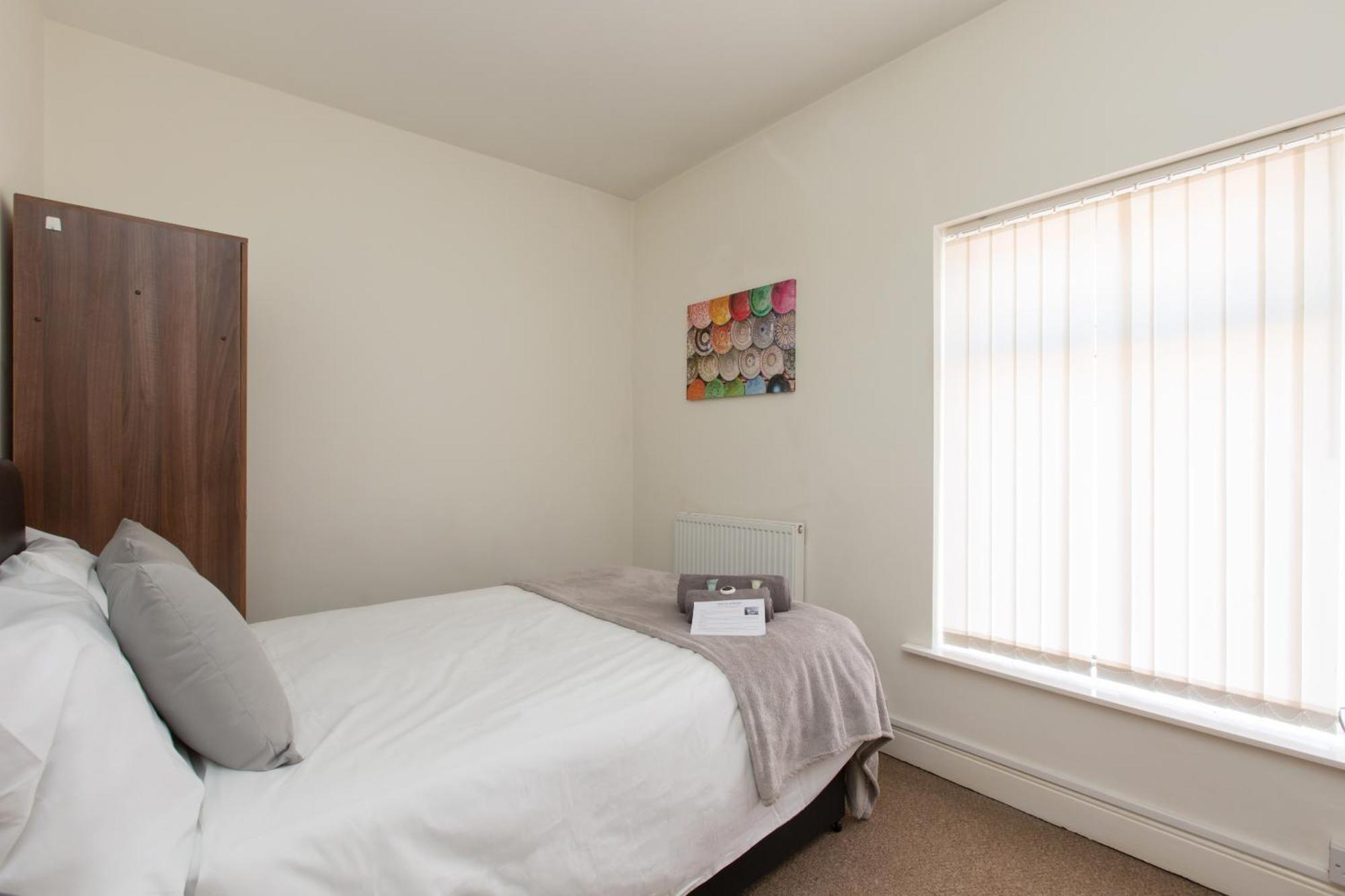 Budget Rooms @ Underwood Lane 克鲁 外观 照片