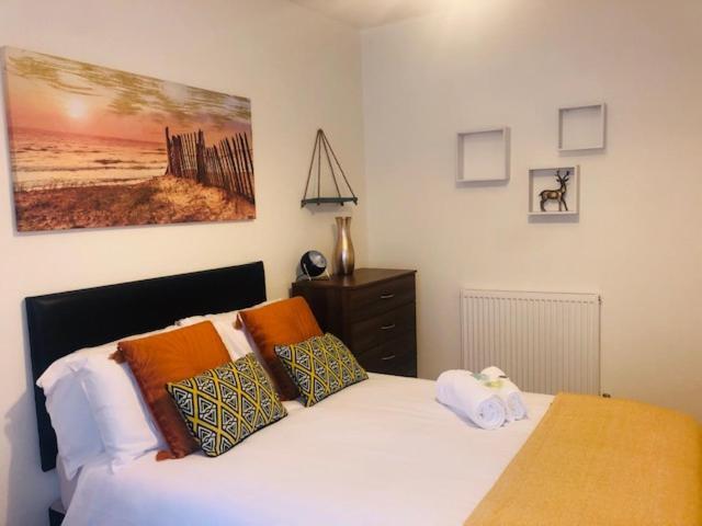 Budget Rooms @ Underwood Lane 克鲁 外观 照片
